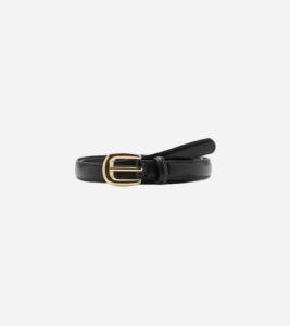 Slim black leather belt with gold buckle from Mango – a capsule must-have accessory.