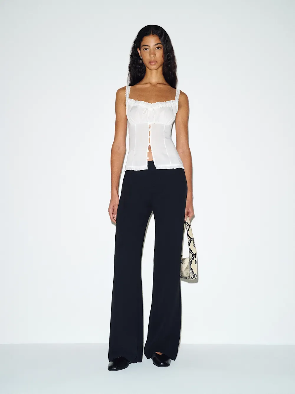 best travel pants for women black